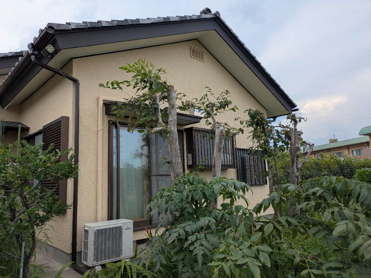 前橋市　I様邸　外壁塗装・破風板・軒天修繕工事 画像